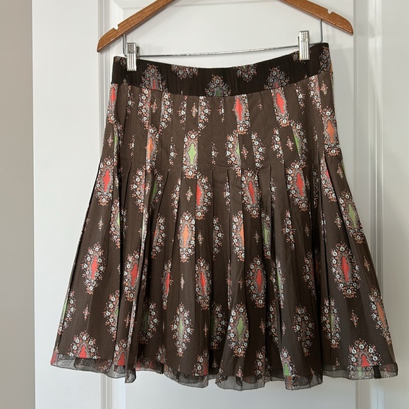 Gianni Bini Pin-tucked Pleated Brown & Orange Print Pull-on Skirt w Mesh Hem - Picture 7 of 11